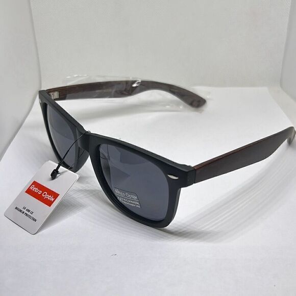Classic Unisex Wood Print Sunglasses - Picture 1 of 3